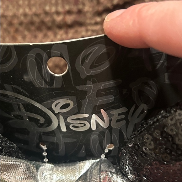 GIVEY FOR NUGGY’S LIVE SHOW Disney Sequined Black Minnie Ears W Silver Bow. NWT - Picture 7 of 7
